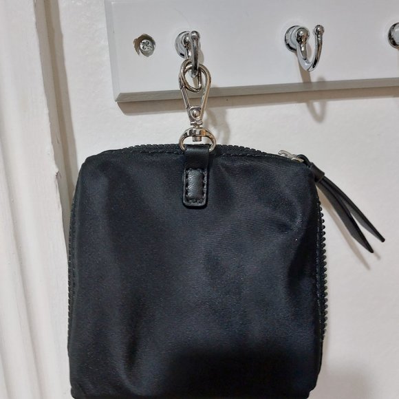 DKNY Clip On Mini Bag Coin Purse Pouch Black - Picture 3 of 5